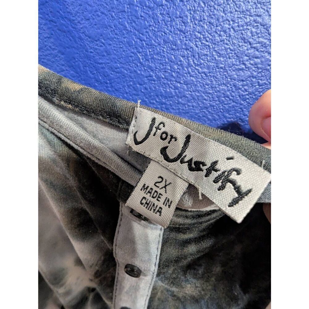 5/25 Justify Tie-Dye Sundress - Picture 4 of 7